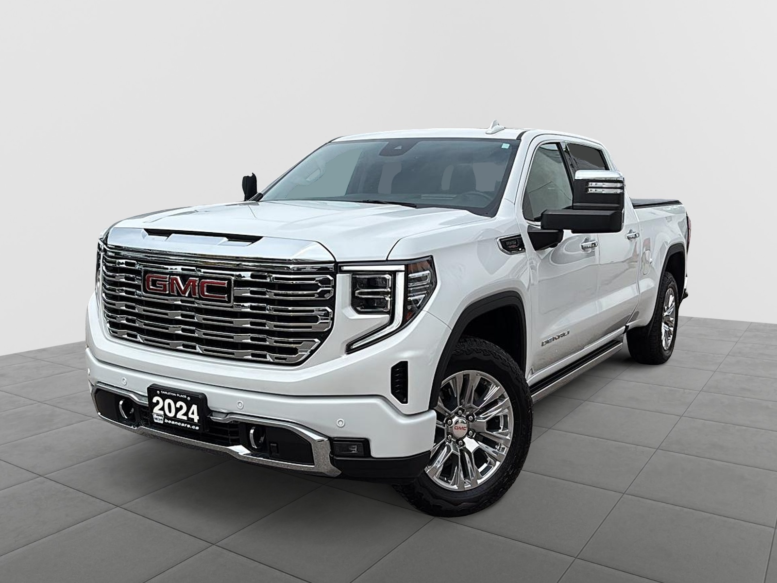 White 2024 GMC Sierra 1500 Denali Crew Cab 4WD Pickup Truck Four-Wheel Drive Automatic
