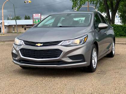 Gray 2018 Chevrolet Cruze LT Sedan FWD Sedan Front-Wheel Drive Automatic