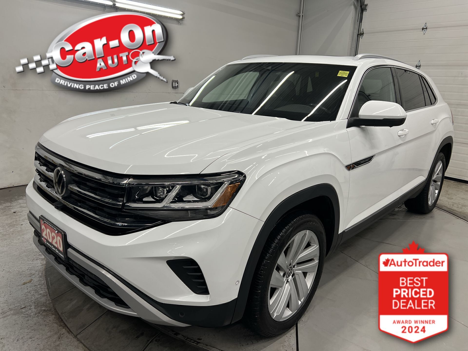 White 2020 Volkswagen Atlas Cross Sport 3.6 FSI Execline 4Motion SUV / Crossover Automatic