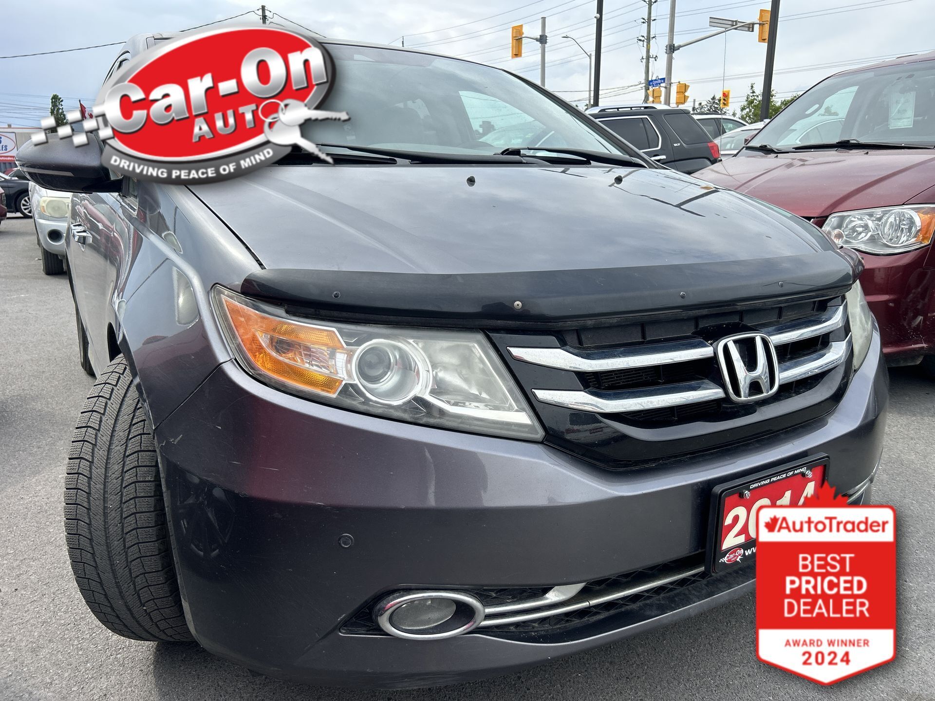 Gray 2014 Honda Odyssey Touring FWD Minivan Front-Wheel Drive Automatic