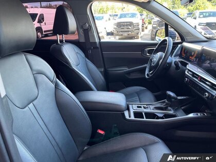 used 2024 Kia Sorento car, priced at $38,888