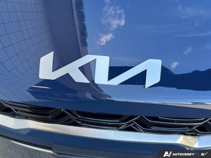 used 2024 Kia Sorento car, priced at $38,888