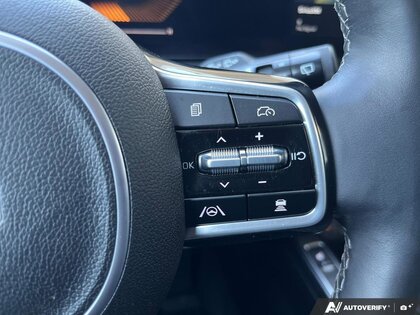 used 2024 Kia Sorento car, priced at $38,888