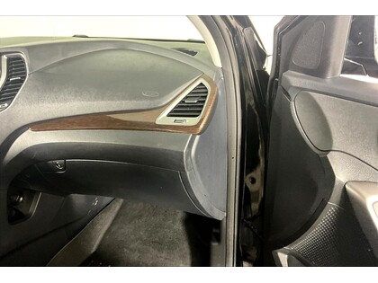 used 2017 Hyundai Santa Fe XL car, priced at $13,998