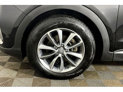 used 2017 Hyundai Santa Fe XL car, priced at $13,998