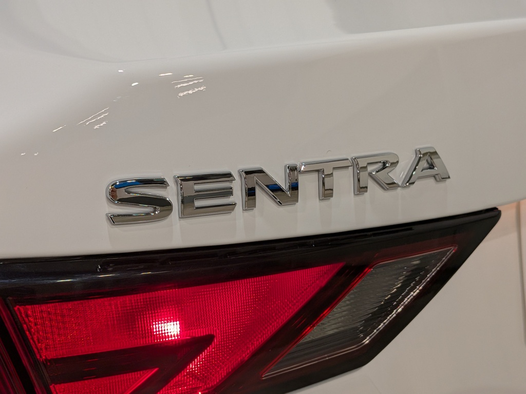 Nissan Sentra 2024