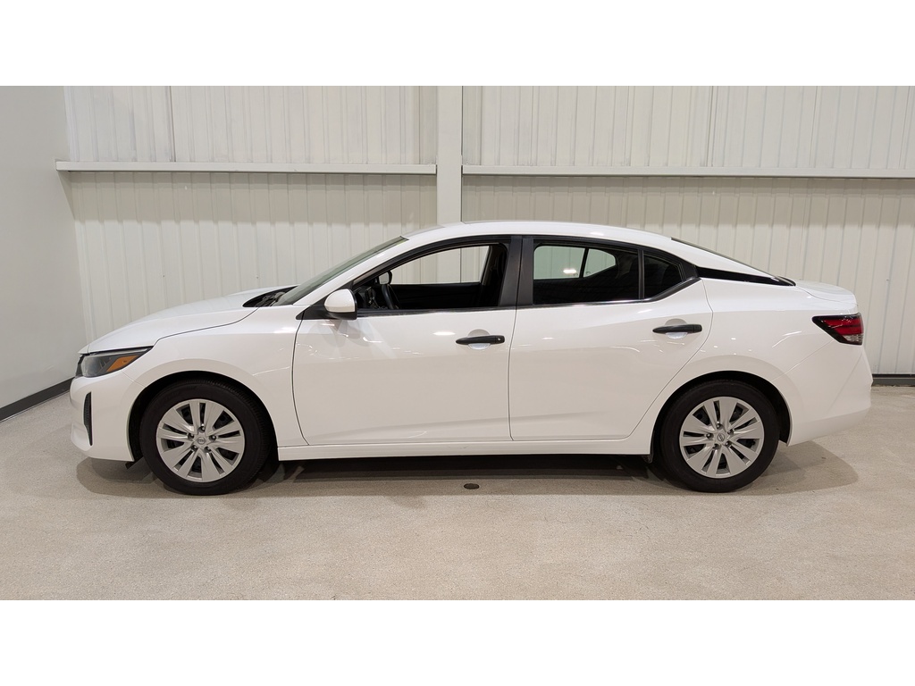 Nissan Sentra 2024