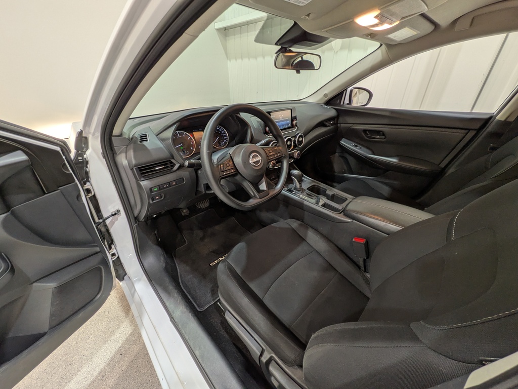 Nissan Sentra 2024