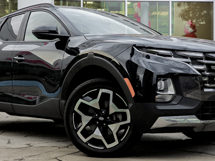 used 2024 Hyundai Santa Cruz car, priced at $34,995