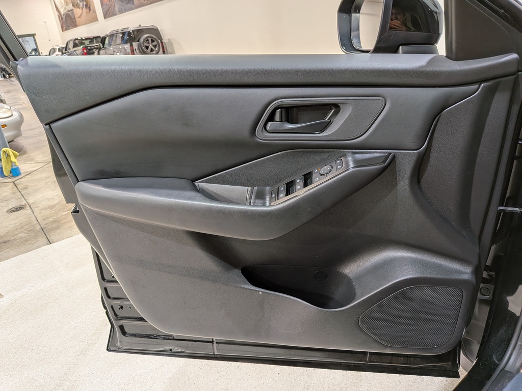 Nissan Rogue 2024