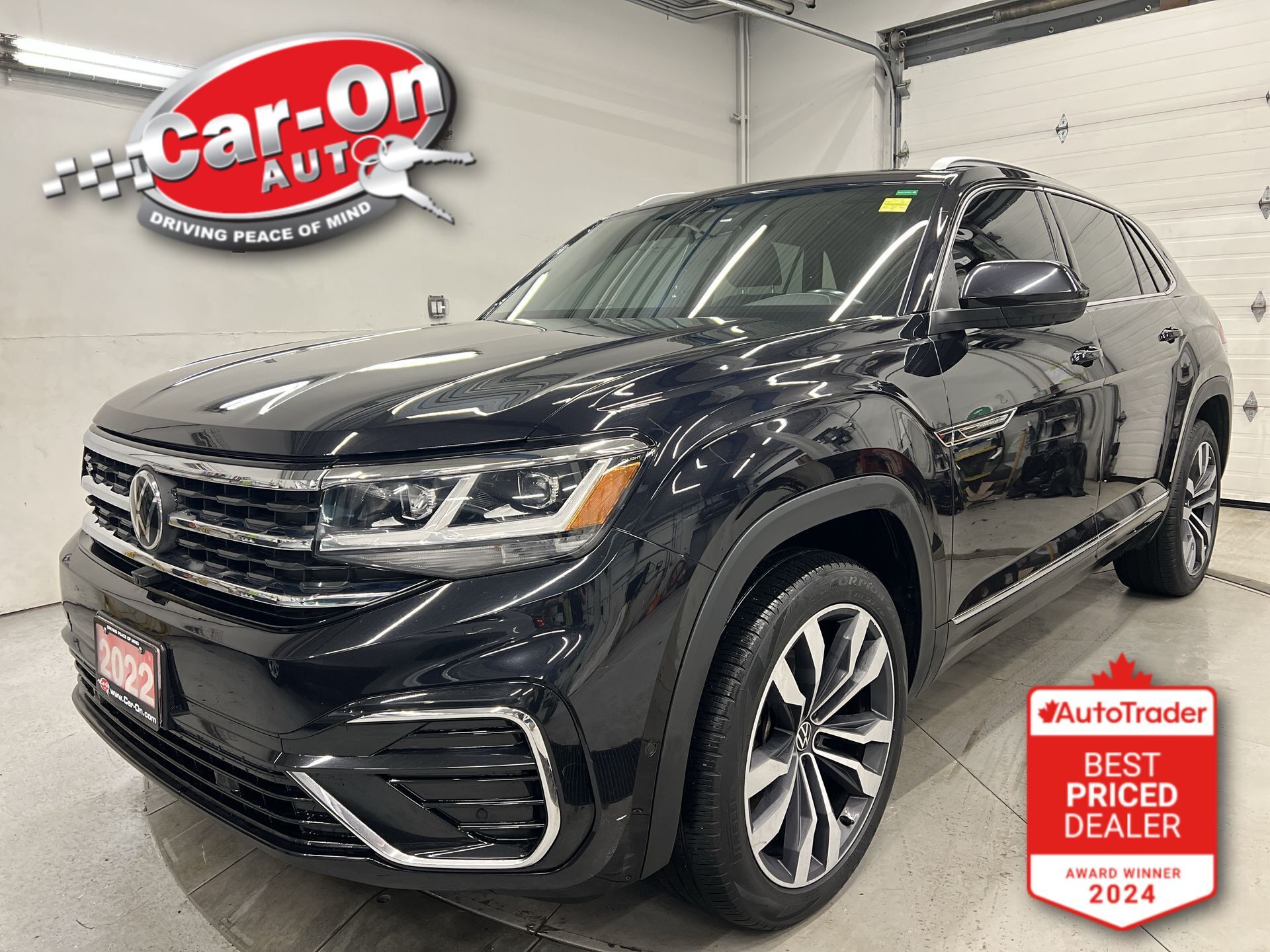 Black 2022 Volkswagen Atlas Cross Sport 2.0 TSI Execline 4Motion SUV / Crossover Automatic