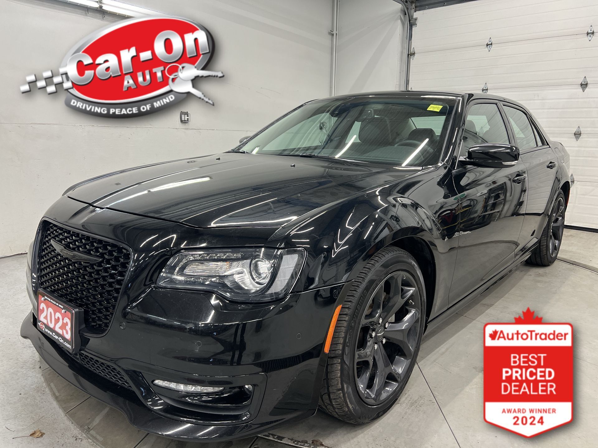 Black 2023 Chrysler 300 Touring L RWD Sedan Rear-Wheel Drive Automatic