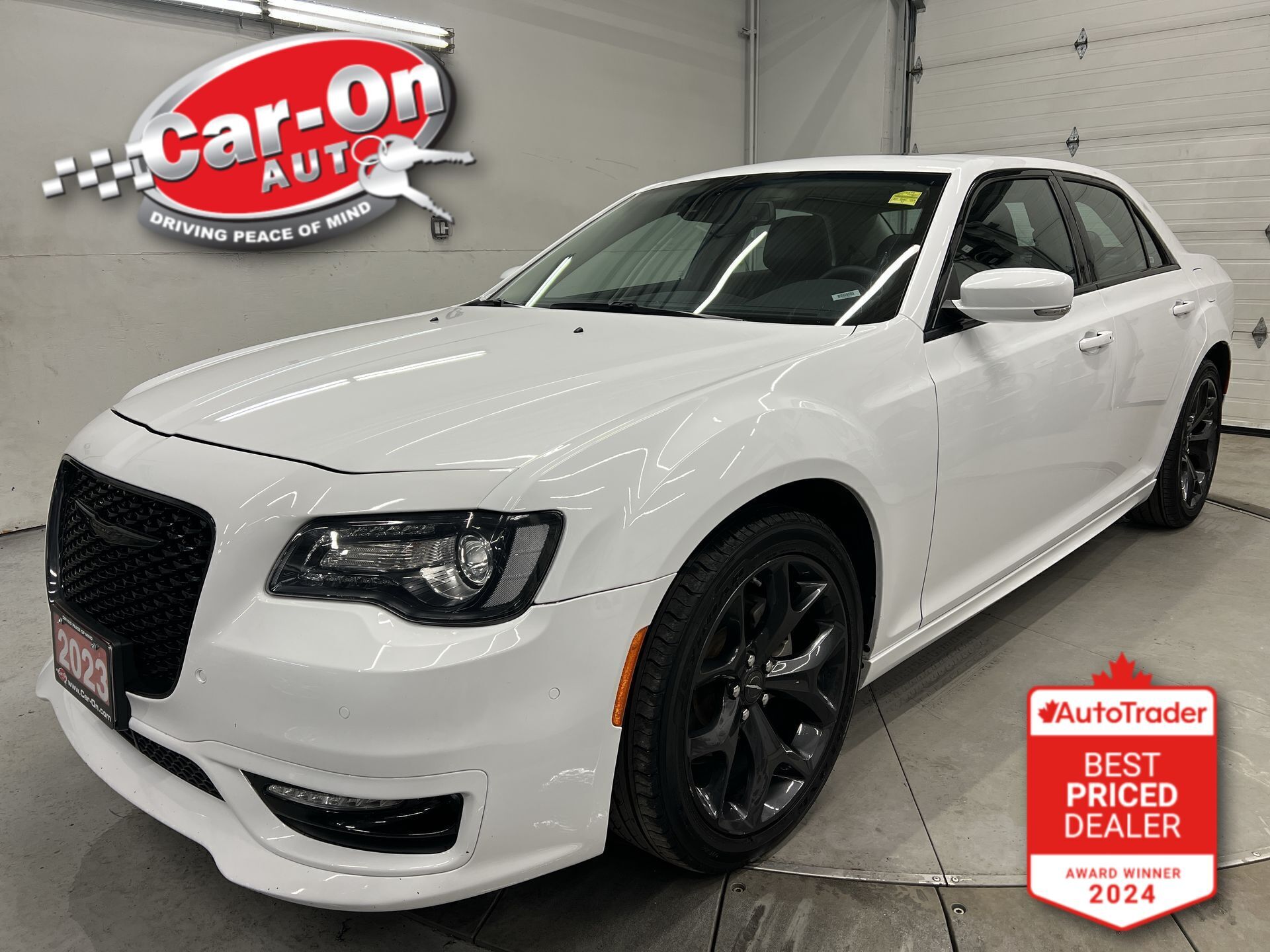 White 2023 Chrysler 300 Touring L RWD Sedan Rear-Wheel Drive Automatic