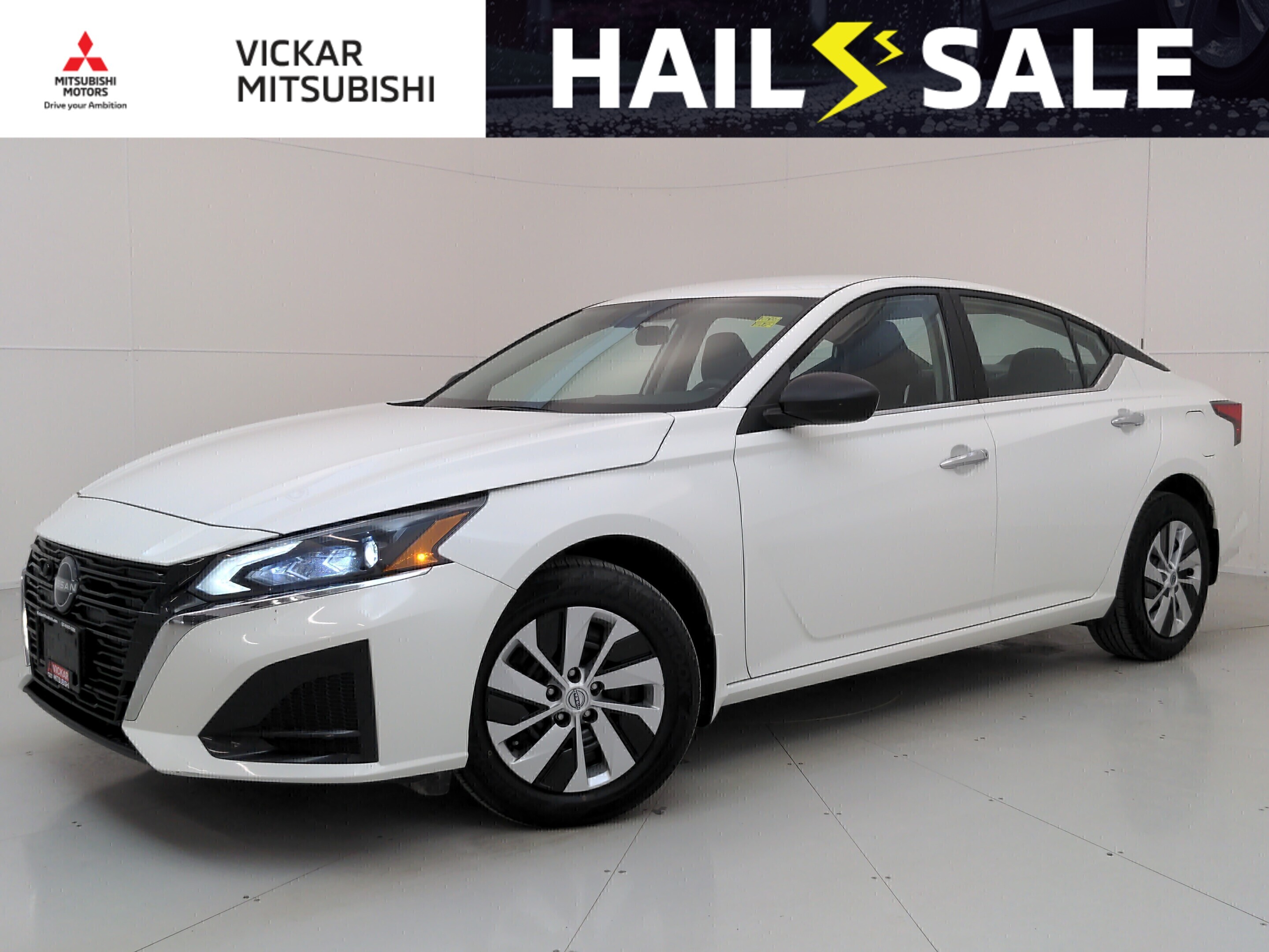 White 2024 Nissan Altima 2.5 S AWD Sedan Automatic
