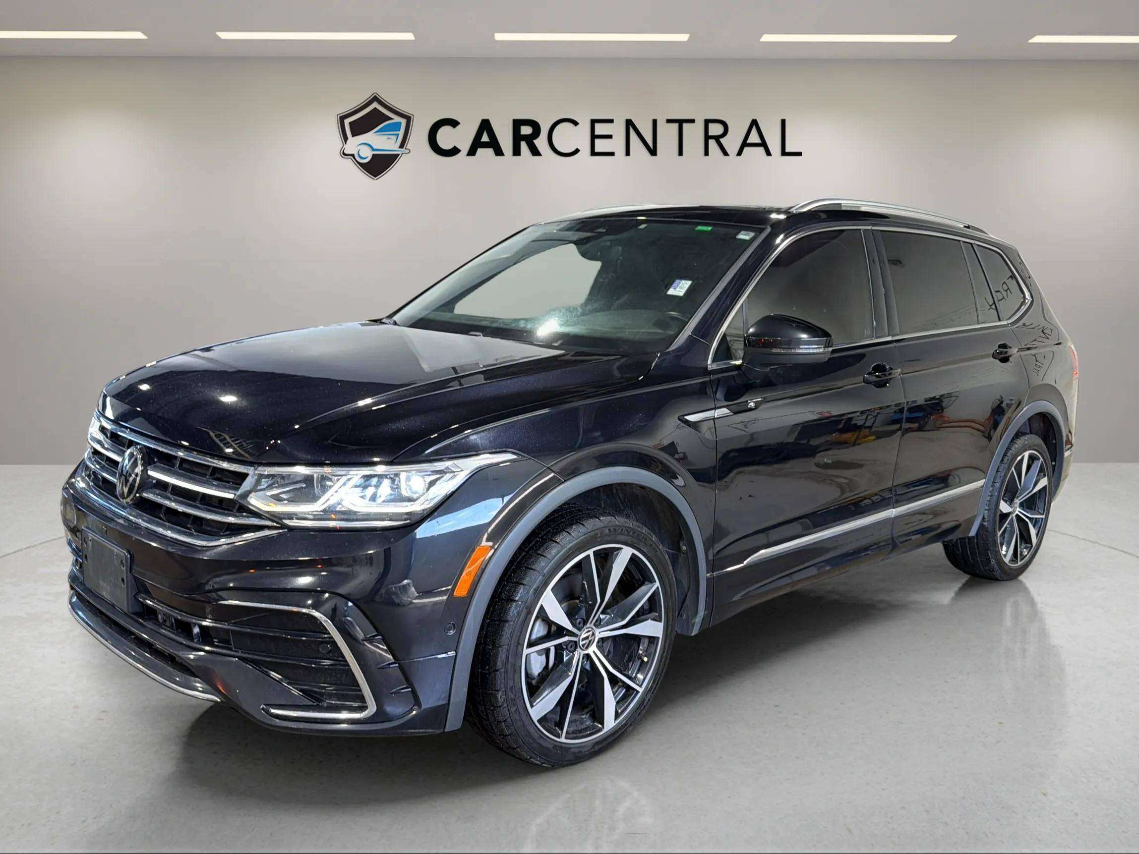 Black 2023 Volkswagen Tiguan Highline R-Line 4Motion SUV / Crossover All-Wheel Drive 8-Speed Automatic