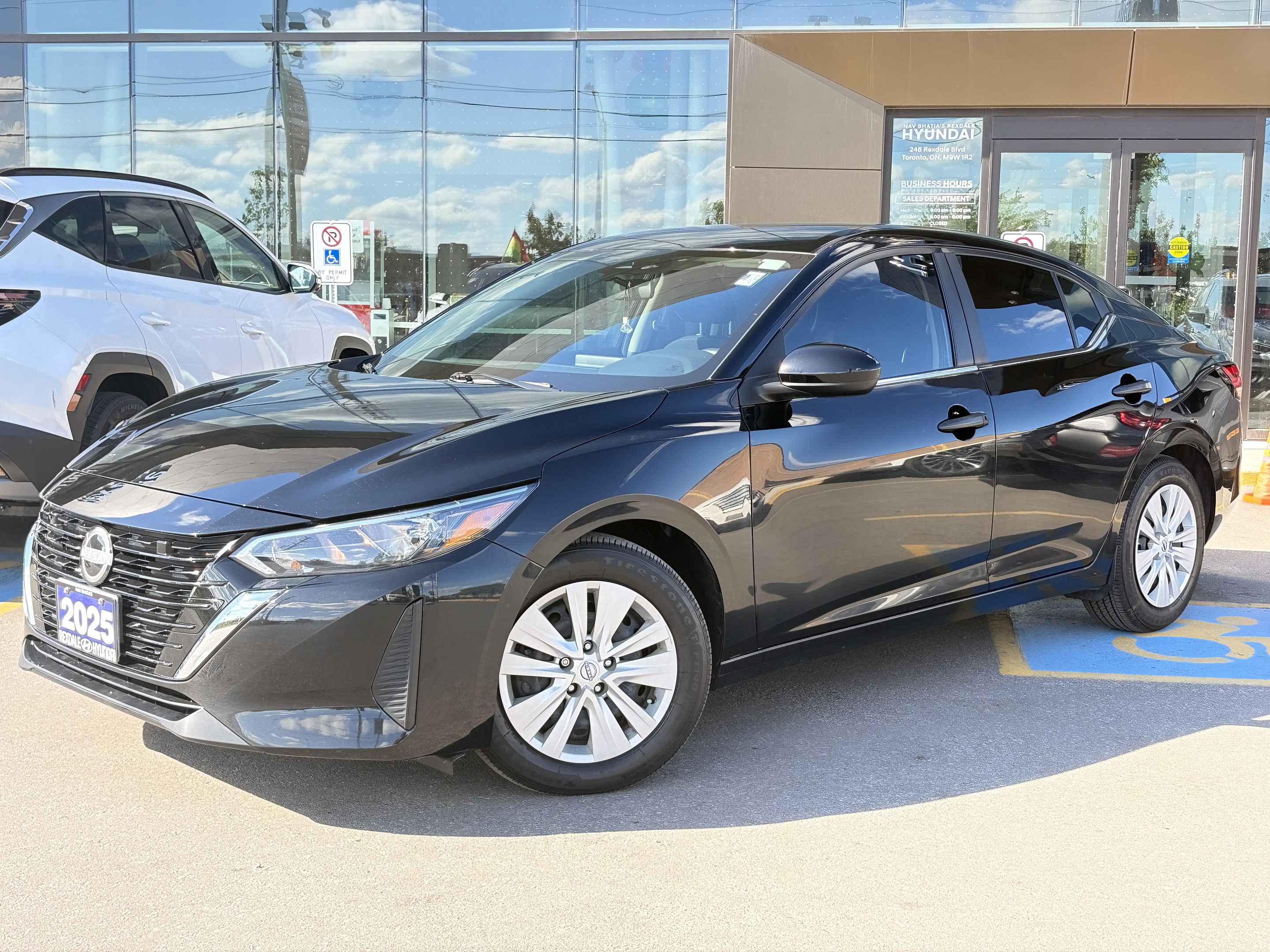 Black 2025 Nissan Sentra S FWD Sedan Front-Wheel Drive 6-Speed Manual