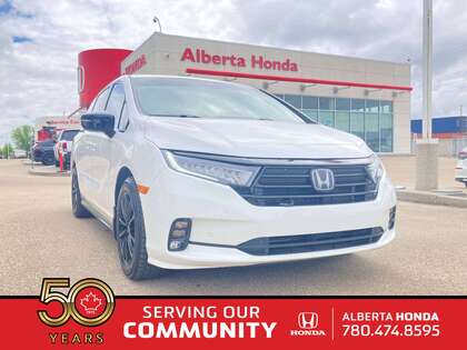 White 2024 Honda Odyssey Black Edition FWD Minivan Automatic
