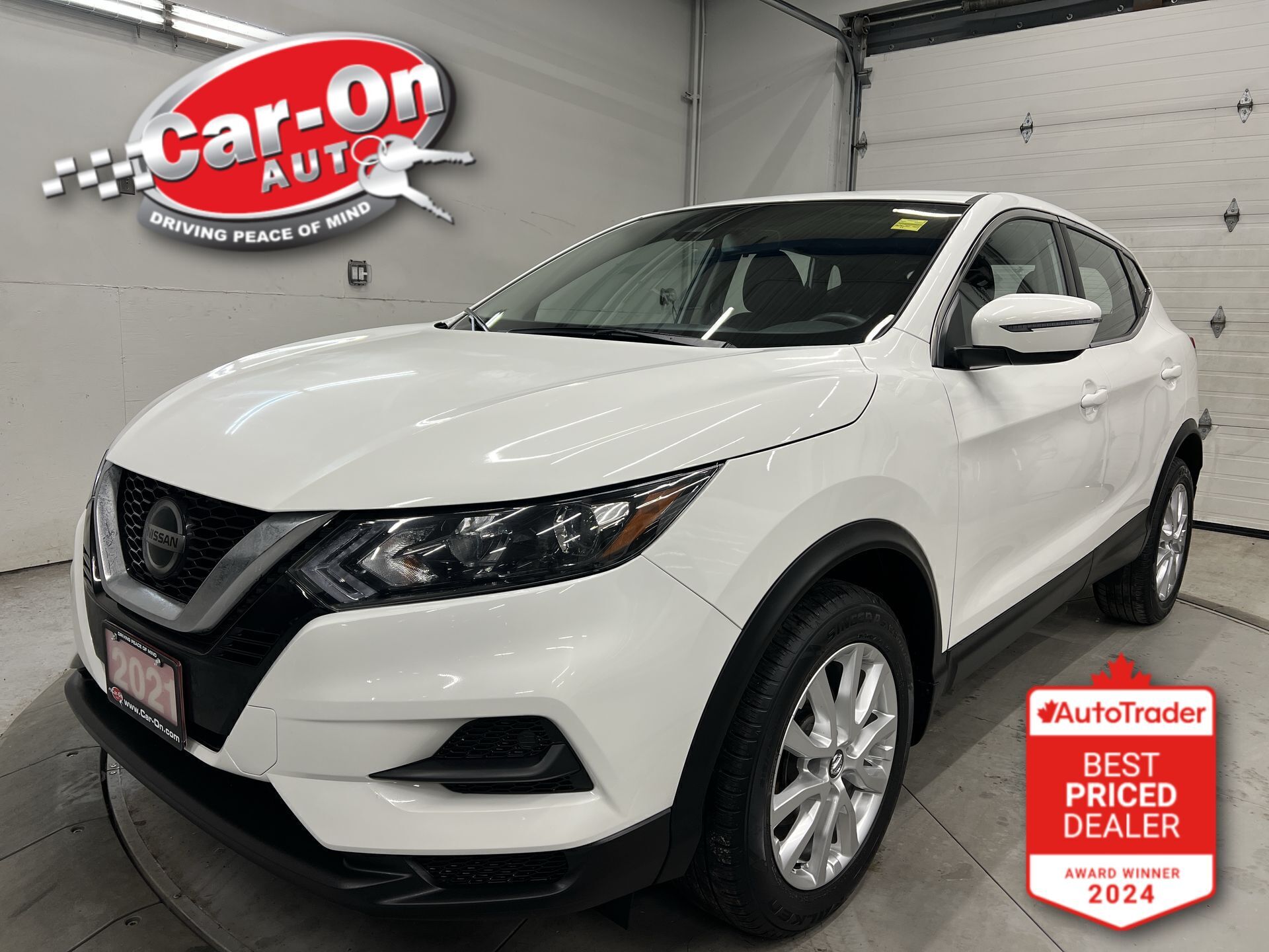 White 2021 Nissan Qashqai S AWD SUV / Crossover Automatic