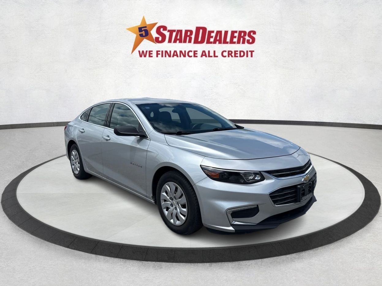 Silver 2016 Chevrolet Malibu L FWD Sedan Front-Wheel Drive 6-Speed Automatic