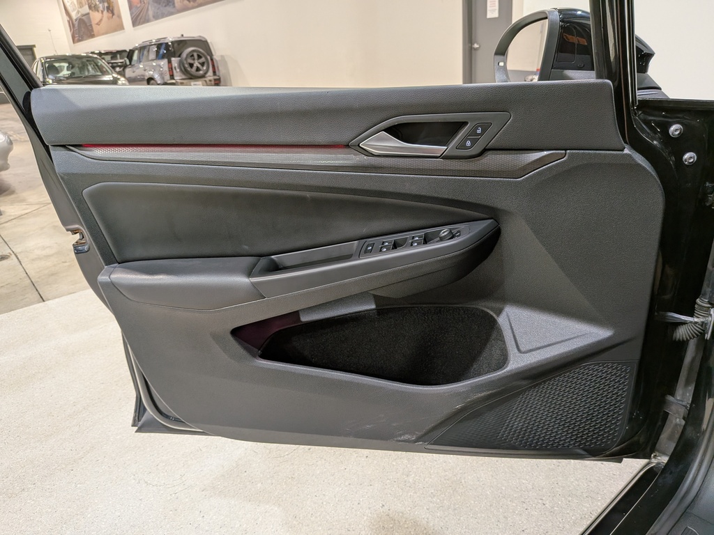 Volkswagen Golf GTI 2023