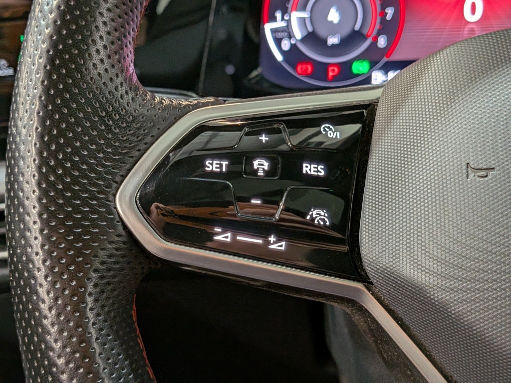 Volkswagen Golf GTI 2023