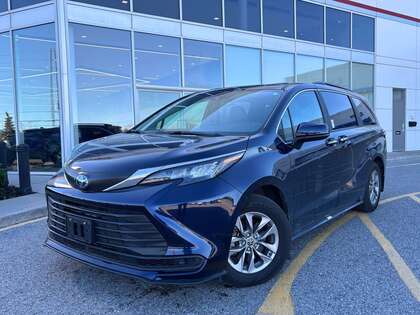 used 2025 Toyota Sienna car, priced at $54,995