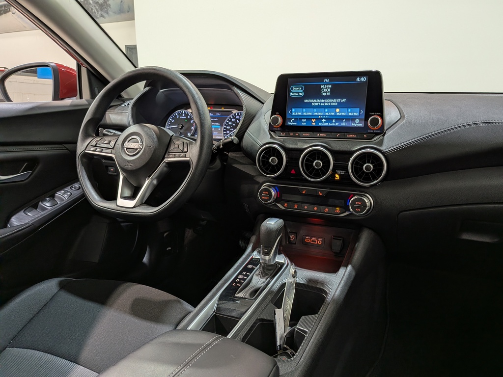 Nissan Sentra 2024