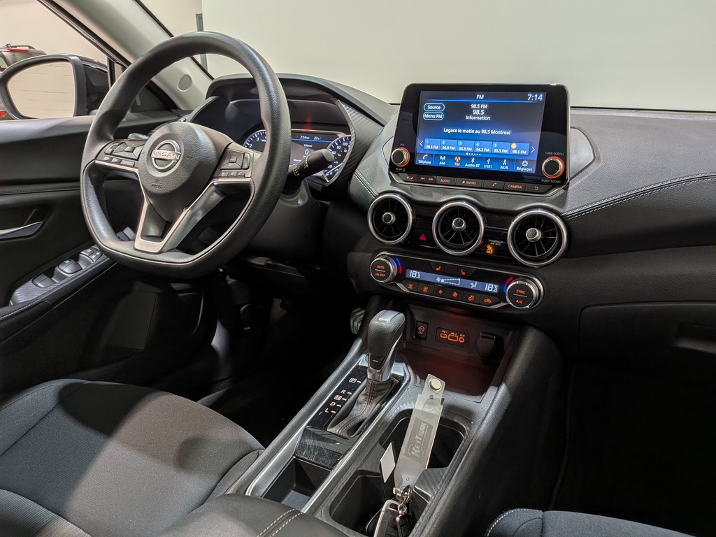 Nissan Sentra 2024