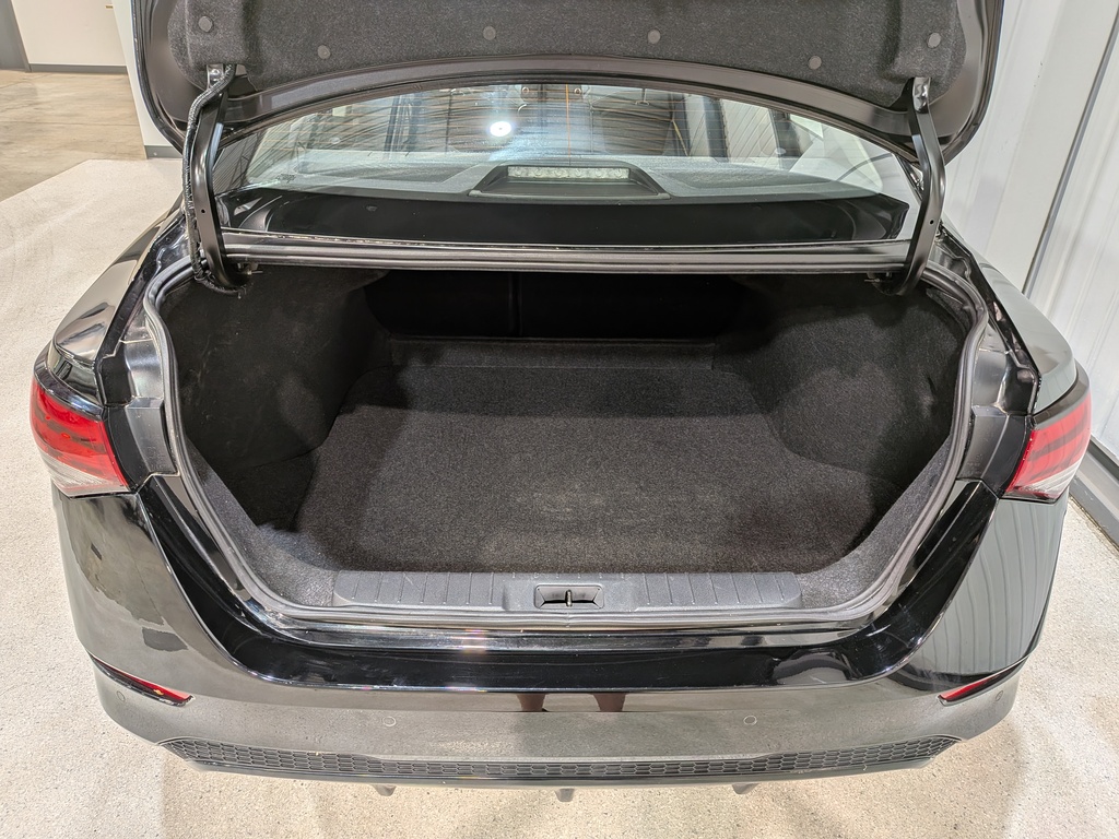 Nissan Sentra 2024