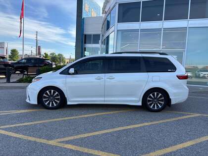 used 2018 Toyota Sienna car, priced at $35,995