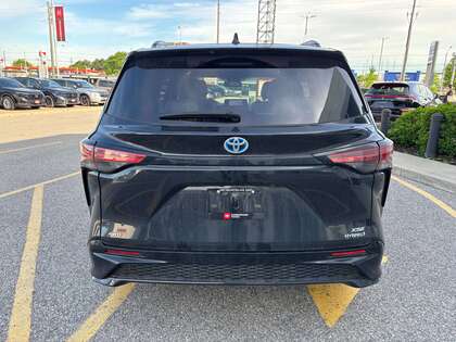 used 2024 Toyota Sienna car, priced at $57,995