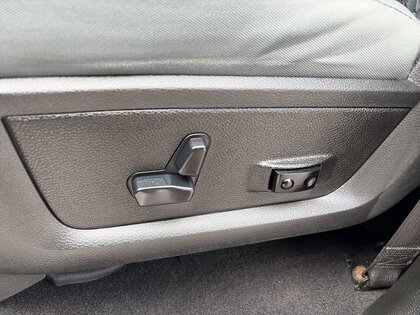 used 2020 Ram 1500 Classic car, priced at $19,999