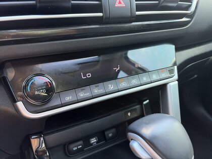 used 2023 Kia Seltos car, priced at $25,999
