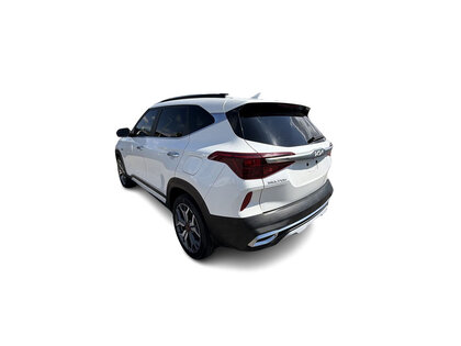 used 2023 Kia Seltos car, priced at $25,999