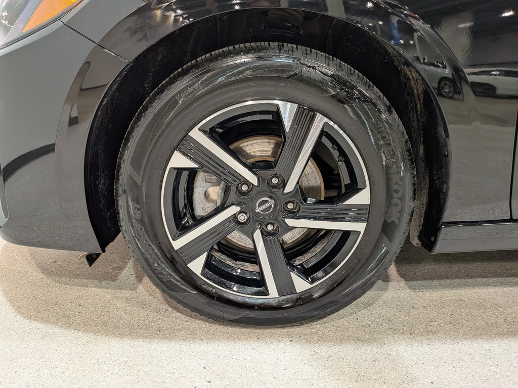 Nissan Sentra 2024