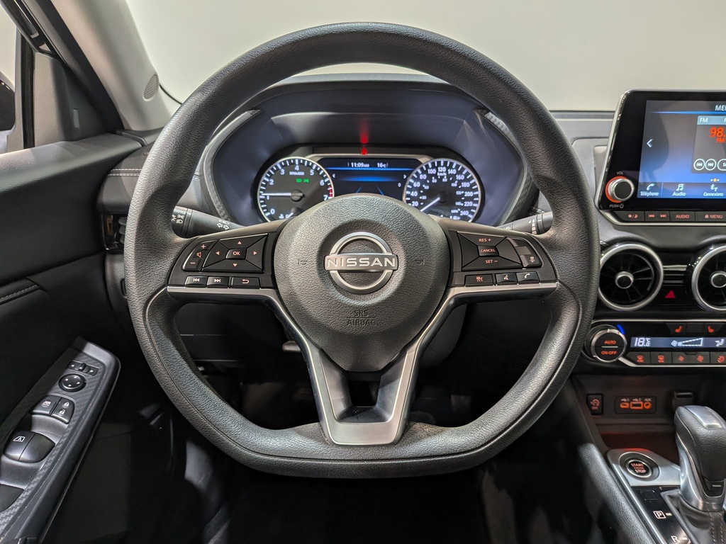 Nissan Sentra 2024