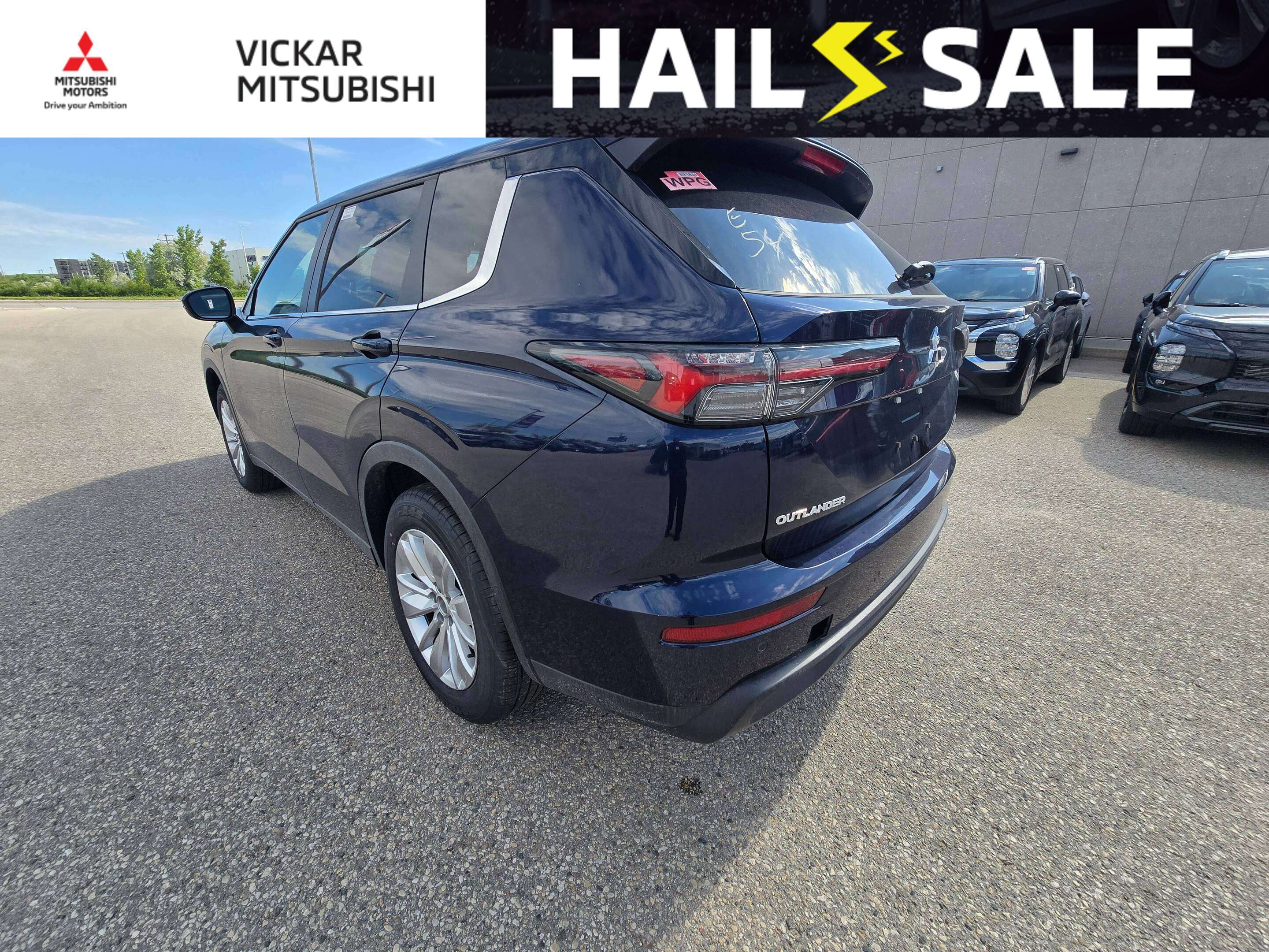 Blue 2026 Mitsubishi Outlander ES FWD SUV / Crossover Front-Wheel Drive Automatic