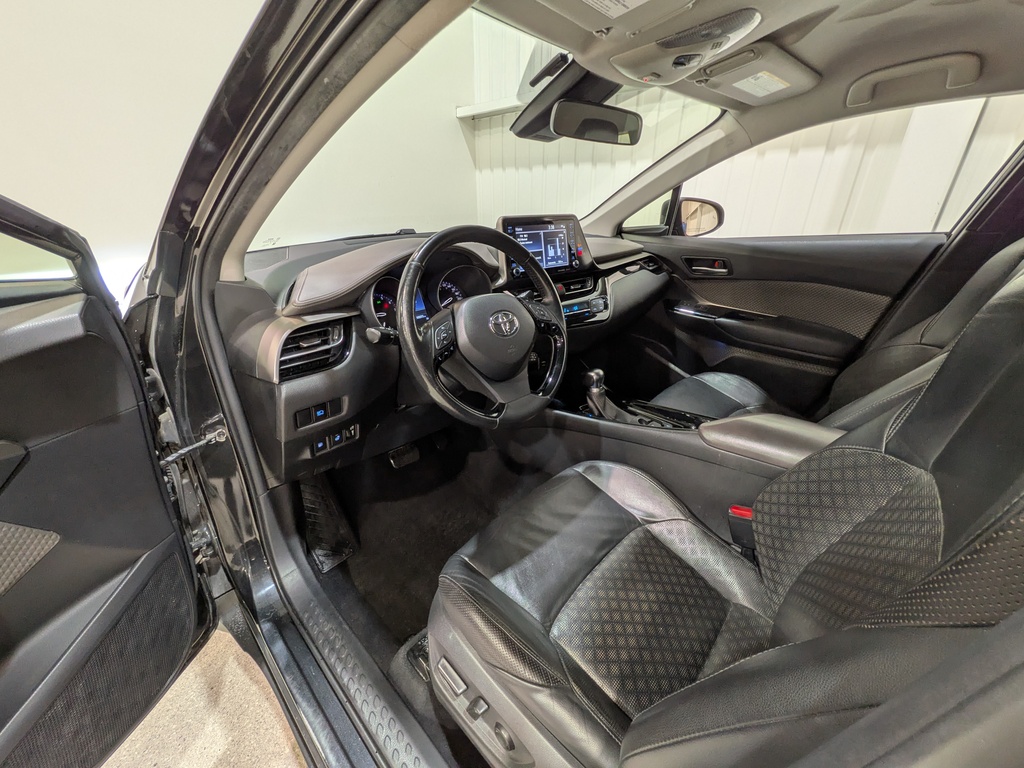 Toyota C-HR 2021