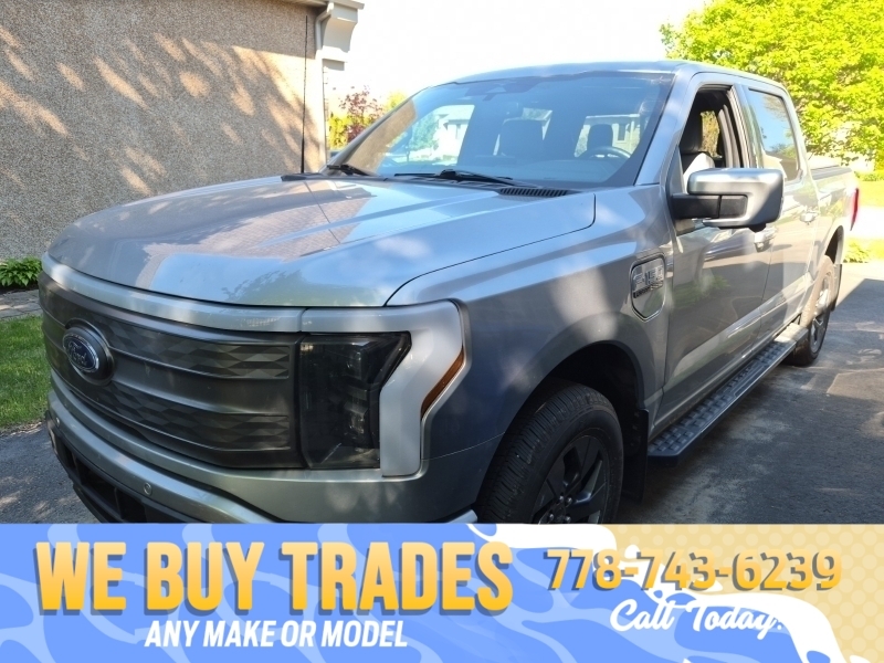 2023 Ford F-150 Lightning Lariat SuperCrew AWD