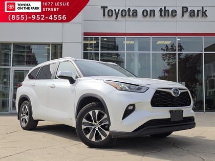 used 2023 Toyota Highlander car, priced at $44,995
