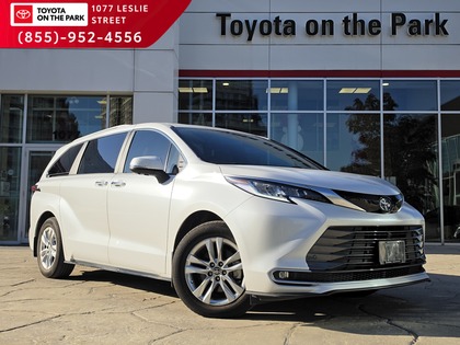 used 2025 Toyota Sienna car, priced at $72,995