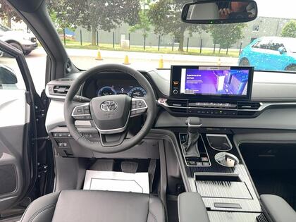 used 2026 Toyota Sienna car, priced at $65,999