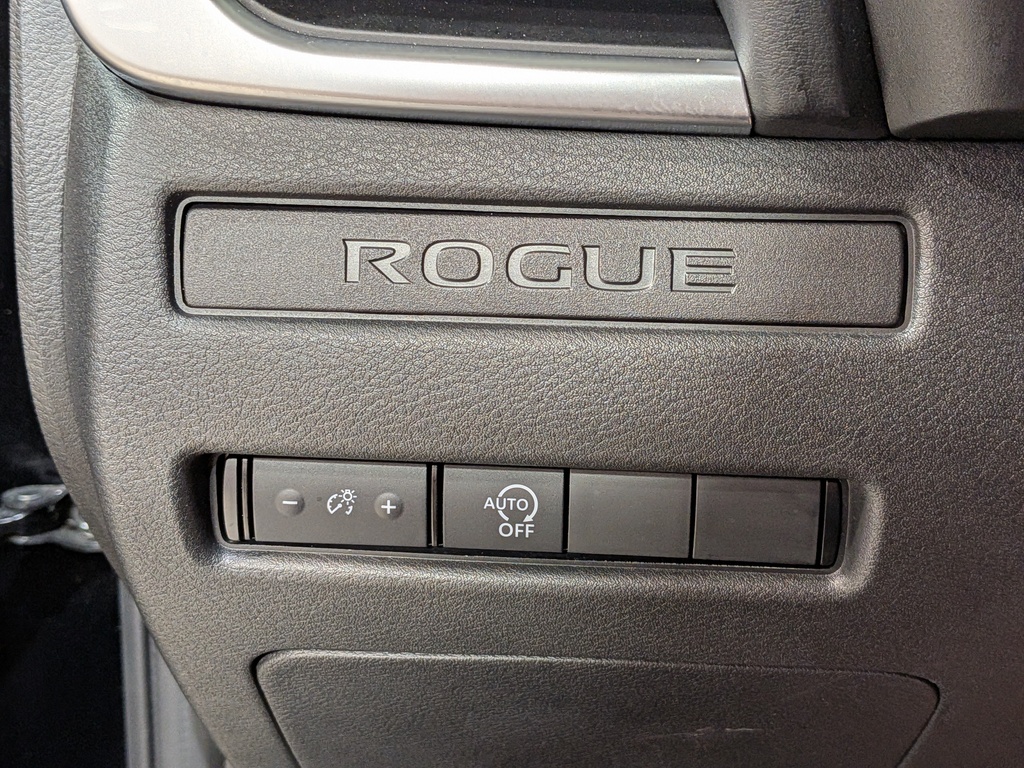 Nissan Rogue 2024