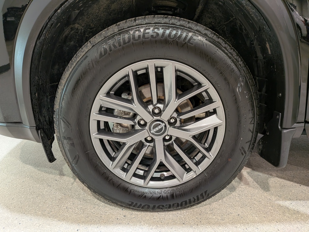 Nissan Rogue 2024