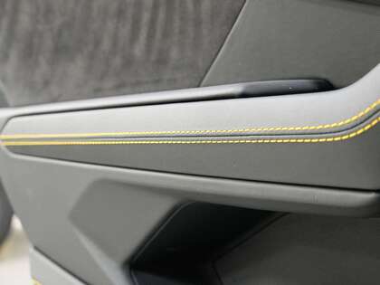 used 2022 Lamborghini Urus car, priced at $259,900