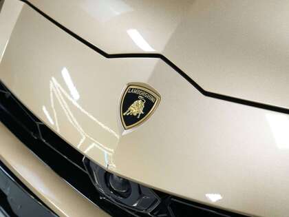 used 2022 Lamborghini Urus car, priced at $259,900