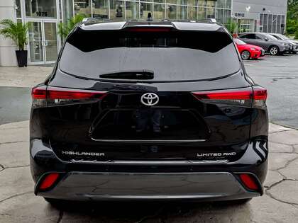 used 2025 Toyota Highlander car, priced at $56,495