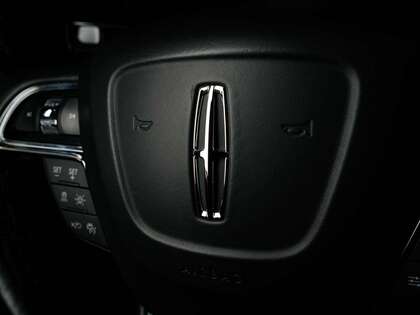 used 2023 Lincoln Navigator car, priced at $71,900