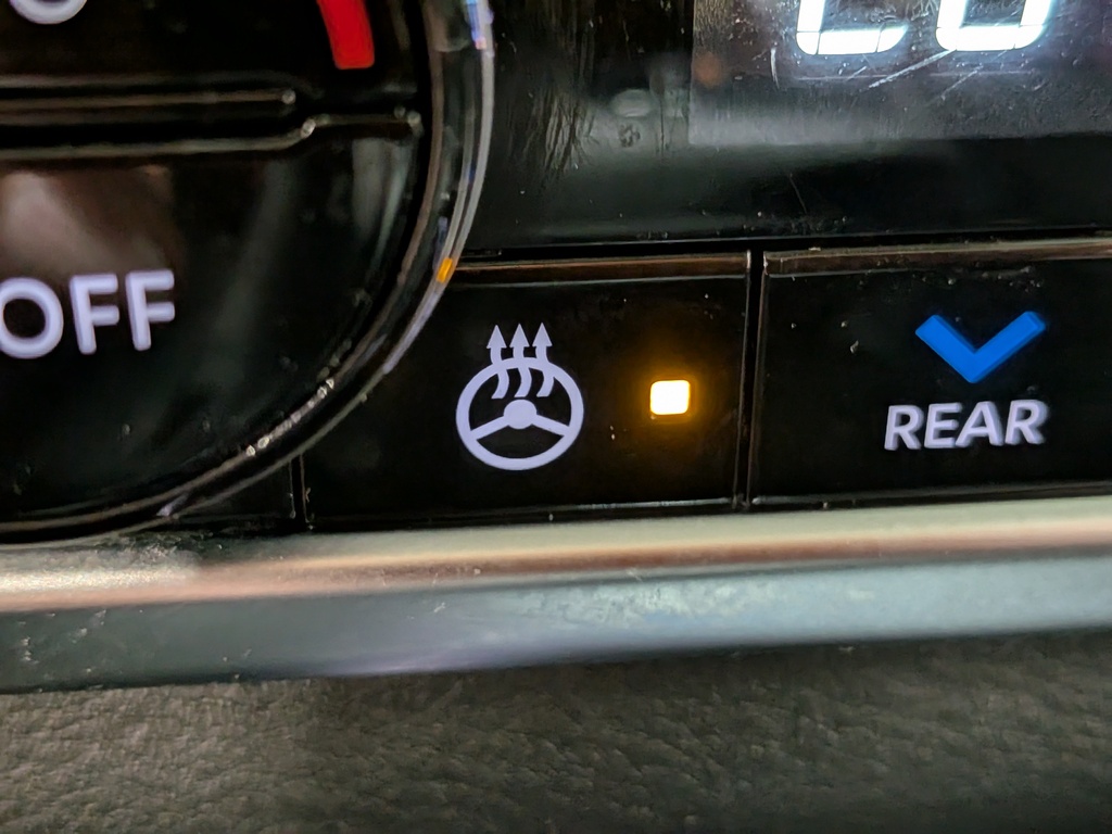 Nissan Rogue 2024