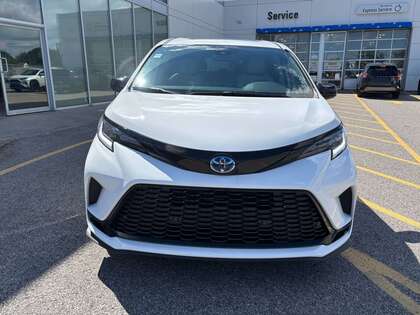 used 2025 Toyota Sienna car, priced at $64,995
